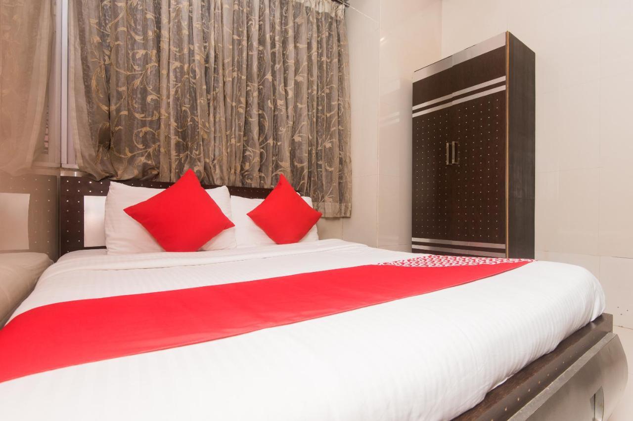 מומביי Hotel Oliver, Colaba מראה חיצוני תמונה