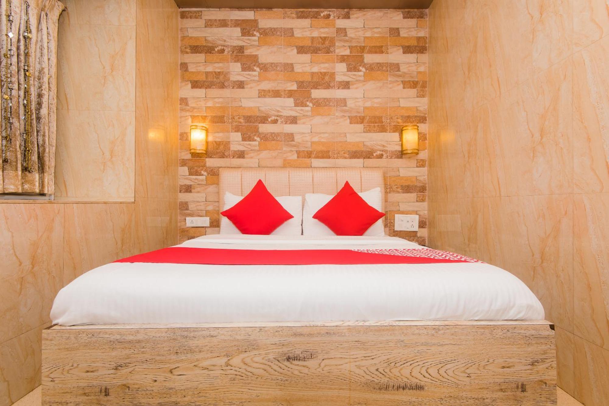 מומביי Hotel Oliver, Colaba מראה חיצוני תמונה